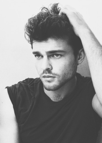 Alden Ehrenreich Fotoğrafı
