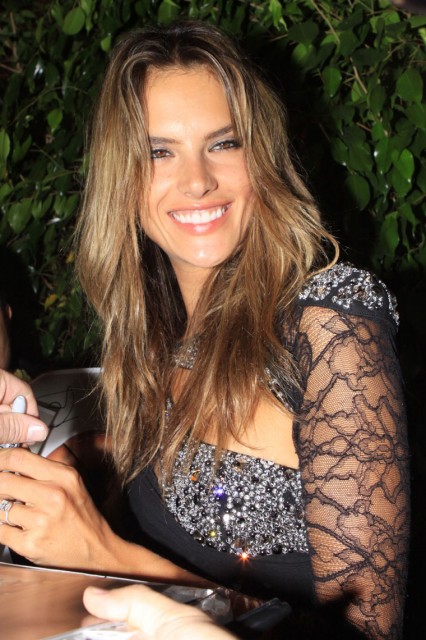Alessandra Ambrosio Fotoğrafı