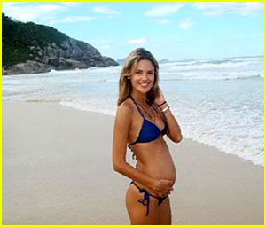 Alessandra Ambrosio Fotoğrafı