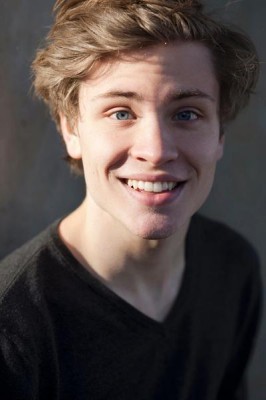 Jannik Schümann Fotoğrafı