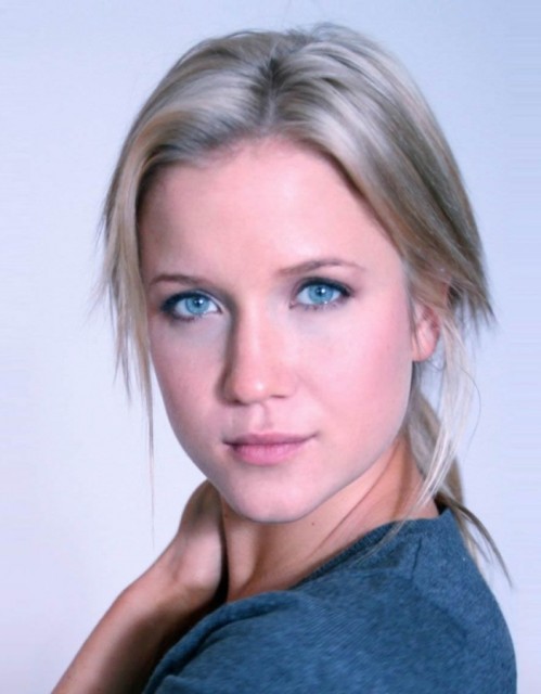 Jessy Schram Fotoğrafları 31