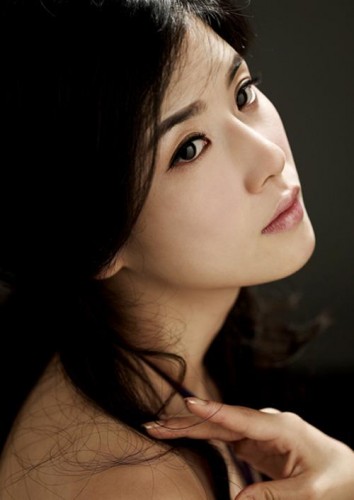 Lee Bo Young Fotoğrafı