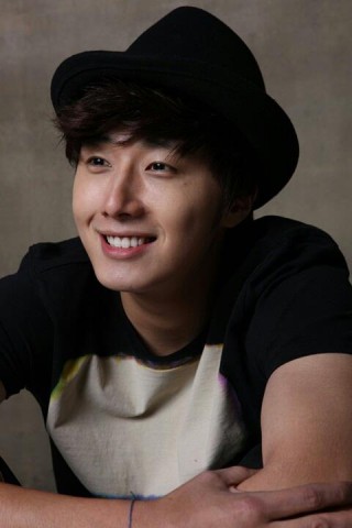 Jung Il Woo Fotoğrafı