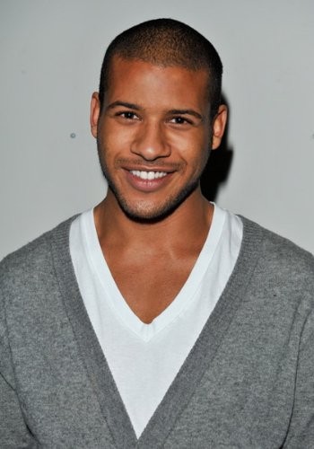 Jeffrey Bowyer-Chapman Fotoğrafları 17