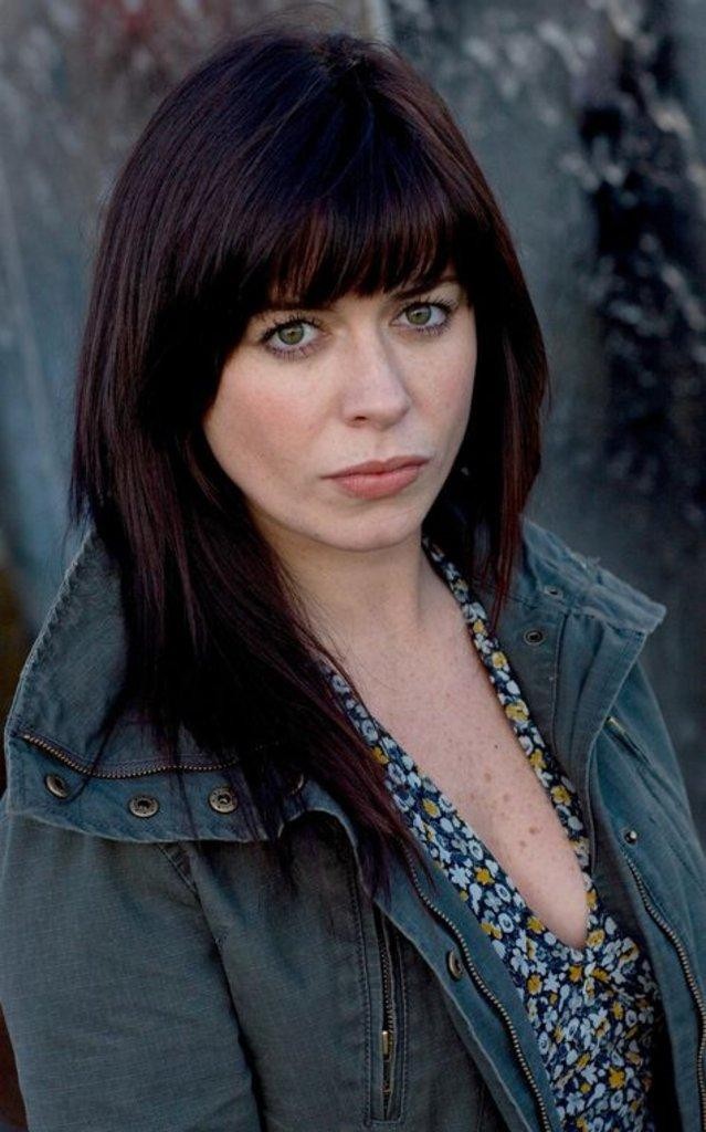 Eve Myles Fotoğrafları 15