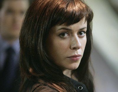 Eve Myles Fotoğrafları 10