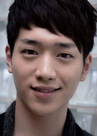 Seo Kang-joon Fotoğrafları 8