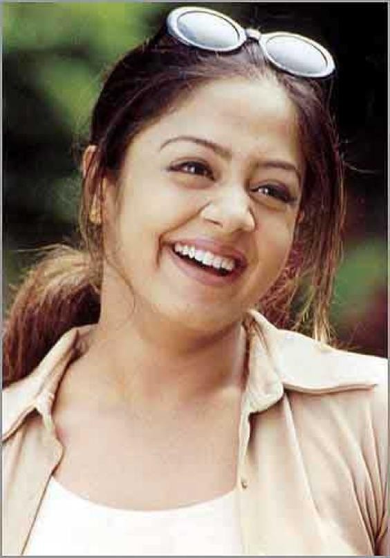 Jyothika Fotoğrafları 2