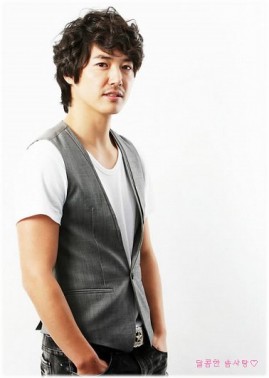 Yoon Sang-hyun Fotoğrafı