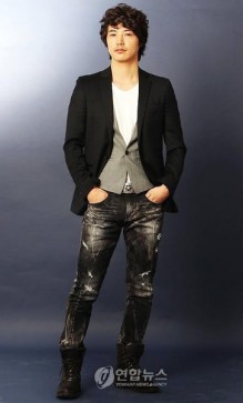 Yoon Sang-hyun Fotoğrafı