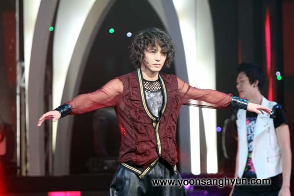 Yoon Sang-hyun Fotoğrafı