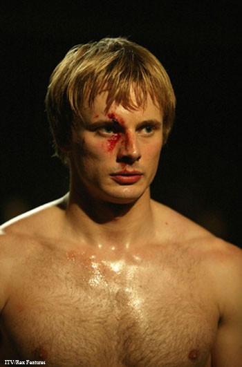 Bradley James Fotoğrafı