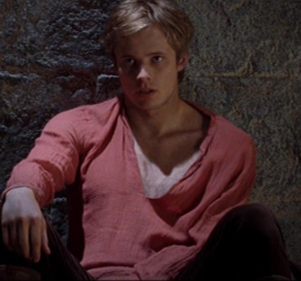 Bradley James Fotoğrafı