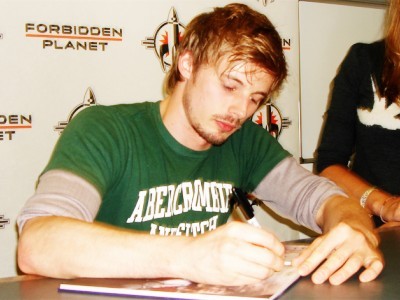Bradley James Fotoğrafı