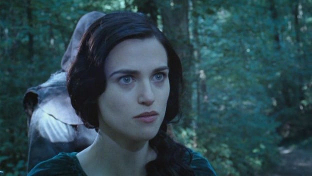 Katie McGrath Fotoğrafı