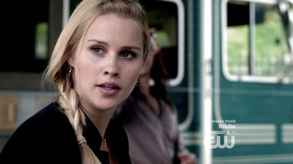Claire Holt Fotoğrafı