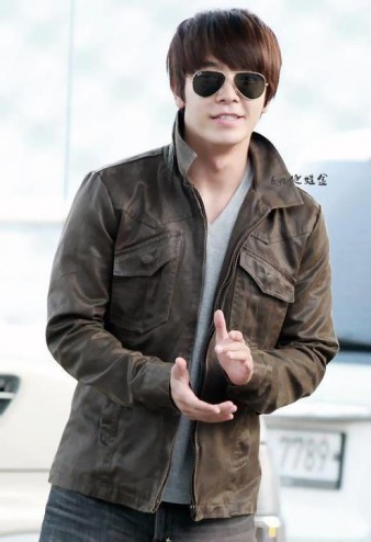 Lee Dong-Hae Fotoğrafı