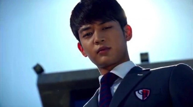 Choi Minho Fotoğrafı