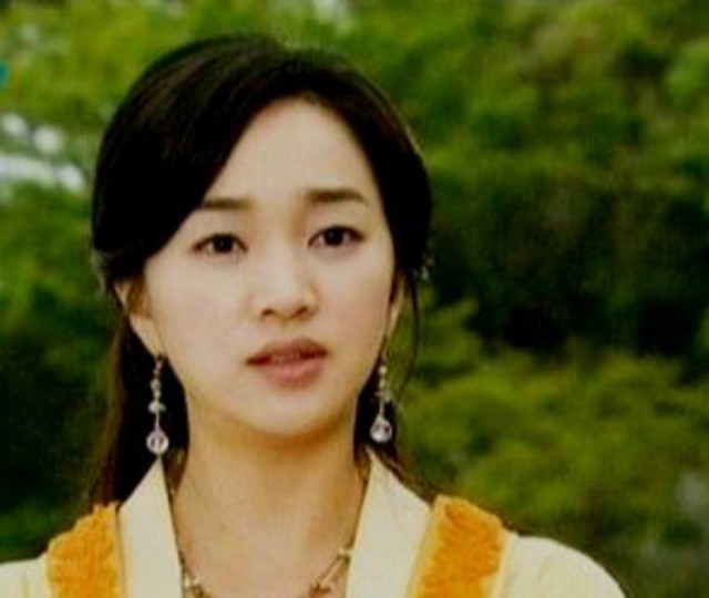 Soo Ae Fotoğrafı
