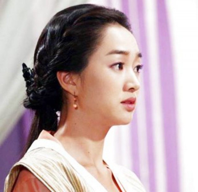 Soo Ae Fotoğrafı