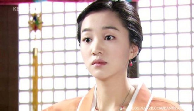 Soo Ae Fotoğrafı