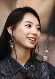 Park Soo-jin Fotoğrafı