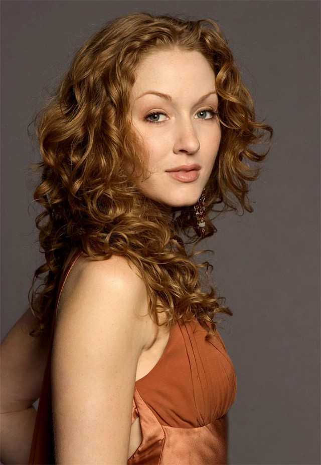 Jennifer Ferrin Fotoğrafları 1