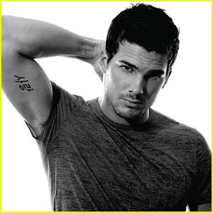 Rick Malambri Fotoğrafı