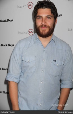 Adam Pally Fotoğrafları 2