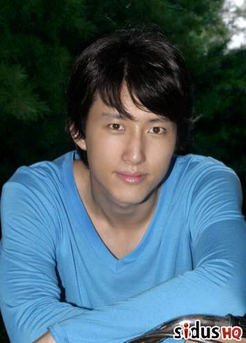 Yang Jin-woo Fotoğrafı