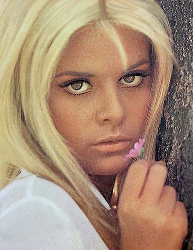 Silvia Dionisio Fotoğrafı
