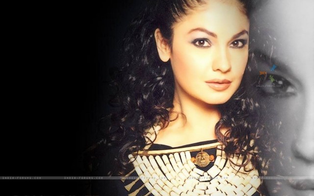 Pooja Bhatt Fotoğrafı