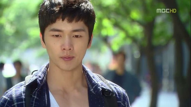 Lee Hyun Jin Fotoğrafı