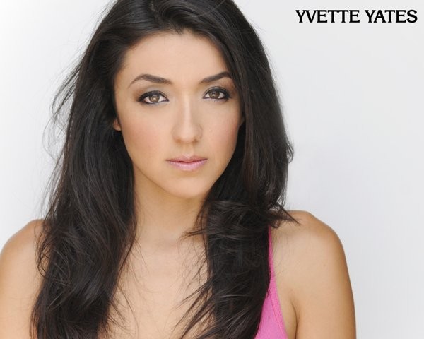 Yvette Yates Fotoğrafları 4