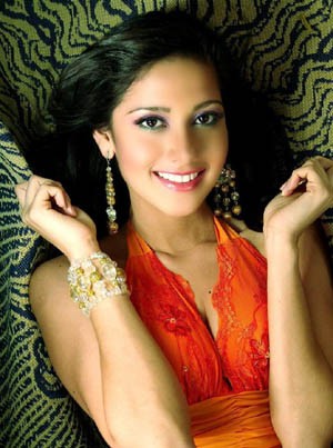 Andrea Leon Fotoğrafı