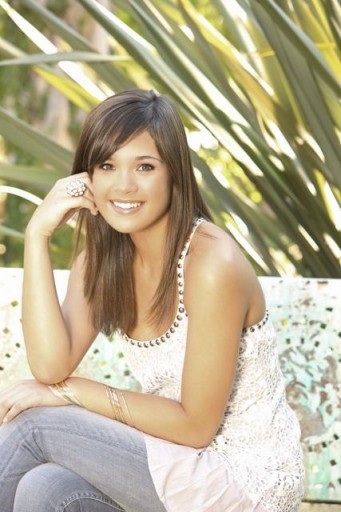 Nicole Gale Anderson Fotoğrafları 48