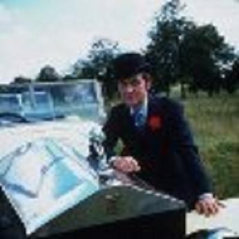 Patrick Mcnee Fotoğrafı