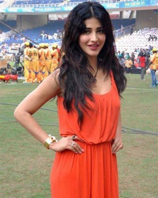 Shruti K. Haasan Fotoğrafı