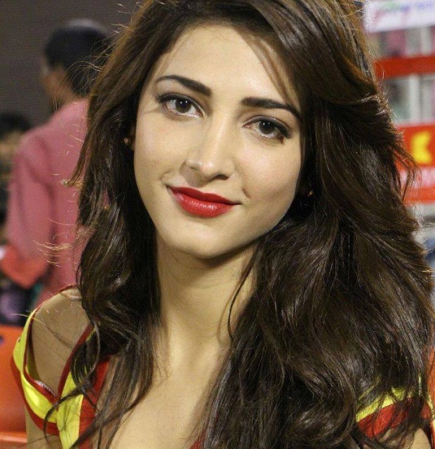 Shruti K. Haasan Fotoğrafları 176