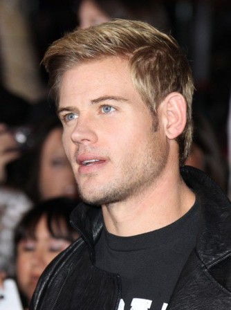 Trevor Donovan Fotoğrafı