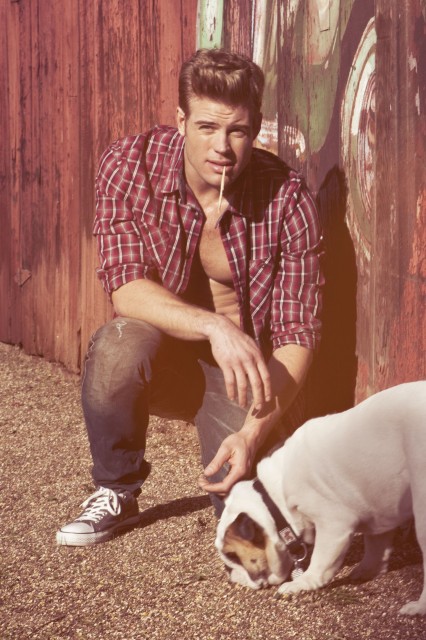 Trevor Donovan Fotoğrafı