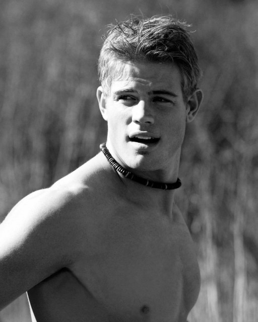 Trevor Donovan Fotoğrafı