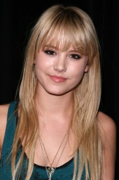 Taylor Spreitler Fotoğrafları 0