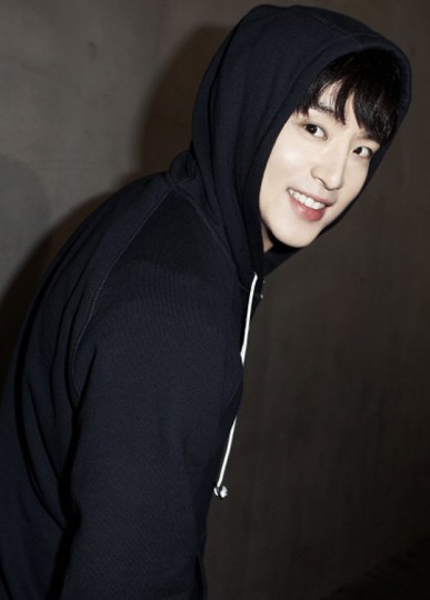 Kwon Yool Fotoğrafı