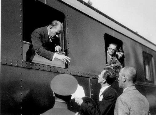 Mustafa Kemal Atatürk Fotoğrafı