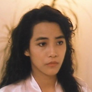 Elaine Lui fotoğrafı