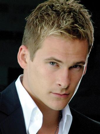 Lee Ryan Fotoğrafı