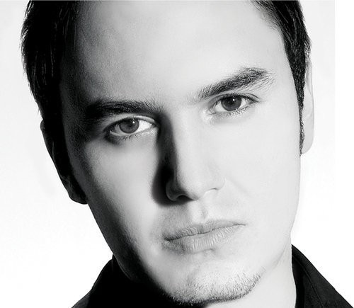 Mustafa Ceceli Fotoğrafı