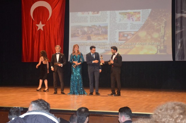 Metin Altınçekiç Fotoğrafı