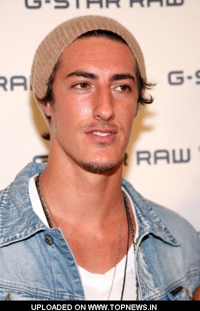 Eric Balfour Fotoğrafları 12